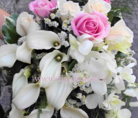 bouquet da sposa bianco e lilla-dettagli-sposa bouquet da sposa bianco e lilla-dettagli-sposa