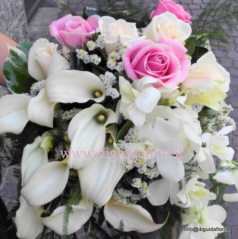 bouquet da sposa bianco e lilla-dettagli-sposa