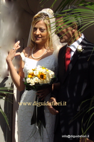 bouquet da sposa rose vendela e girasoli