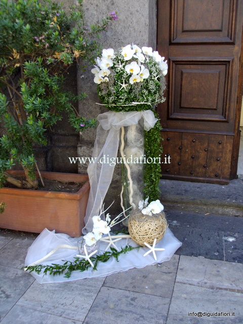 addobbo floreale a sfera con orchidee phalaenopsis addobbo floreale a sfera con orchidee phalaenopsis