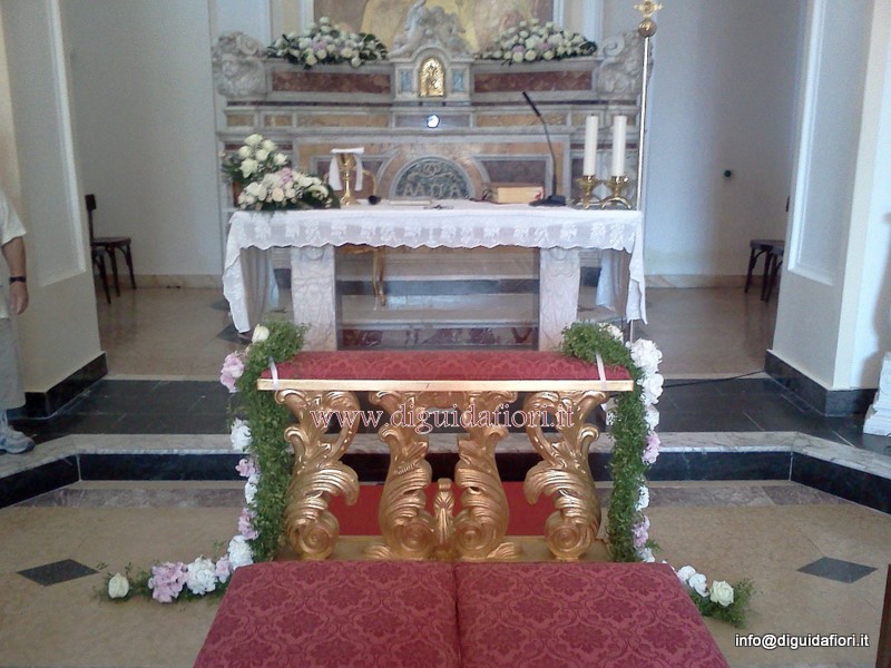 Addobbo floreale chiesa Santa Maria del faro