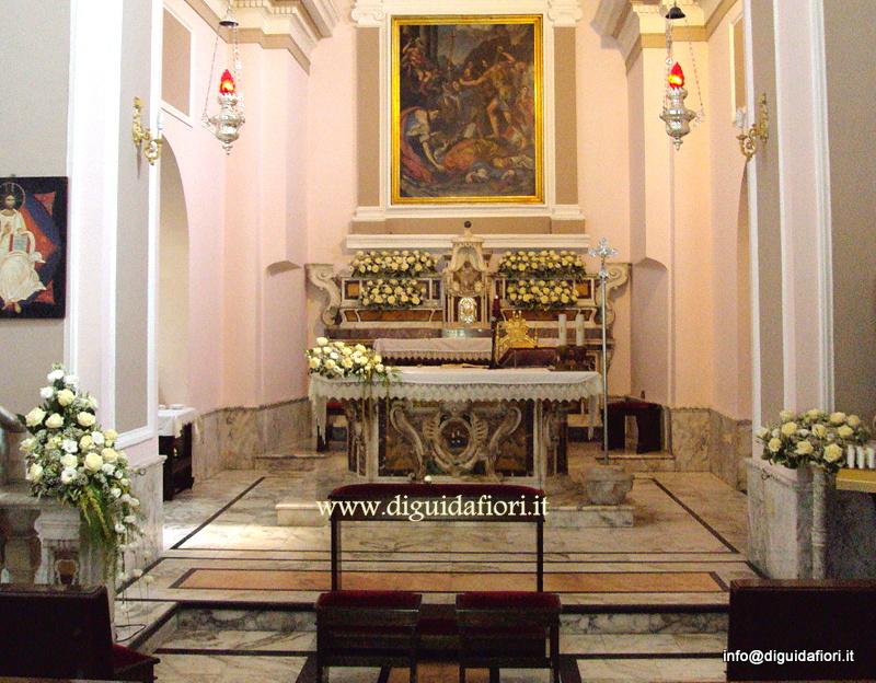 Addobbo floreale per matrimonio – Santuario di San Gennaro a Pozzuoli – Fiorista Napoli