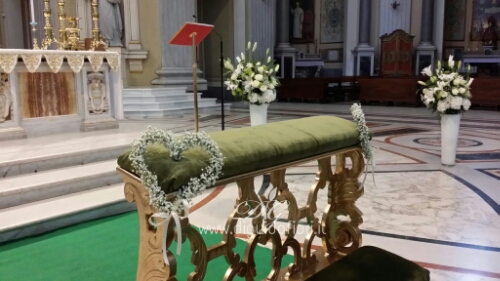 Allestimento floreale per matrimonio – Basilica dell’Incoronata Madre del Buon Consiglio