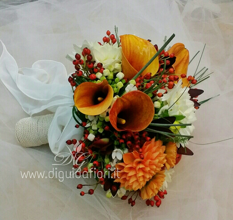 Bouquet da sposa color arancio – Matrimonio napoli