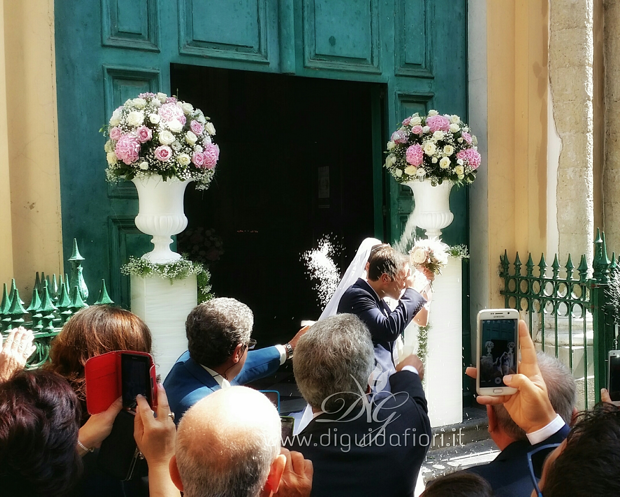 Composizioni floreali per matrimonio – Chiesa San Francesco D’Assisi Napoli