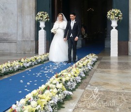 Addobbo floreale per matrimonio – Chiesa San Francesco di Paola Napoli Addobbo floreale per matrimonio – Chiesa San Francesco di Paola Napoli