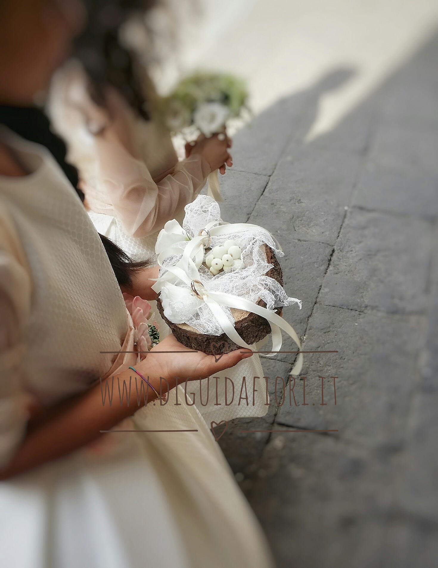 Portafedi per matrimonio -fioraio napoli