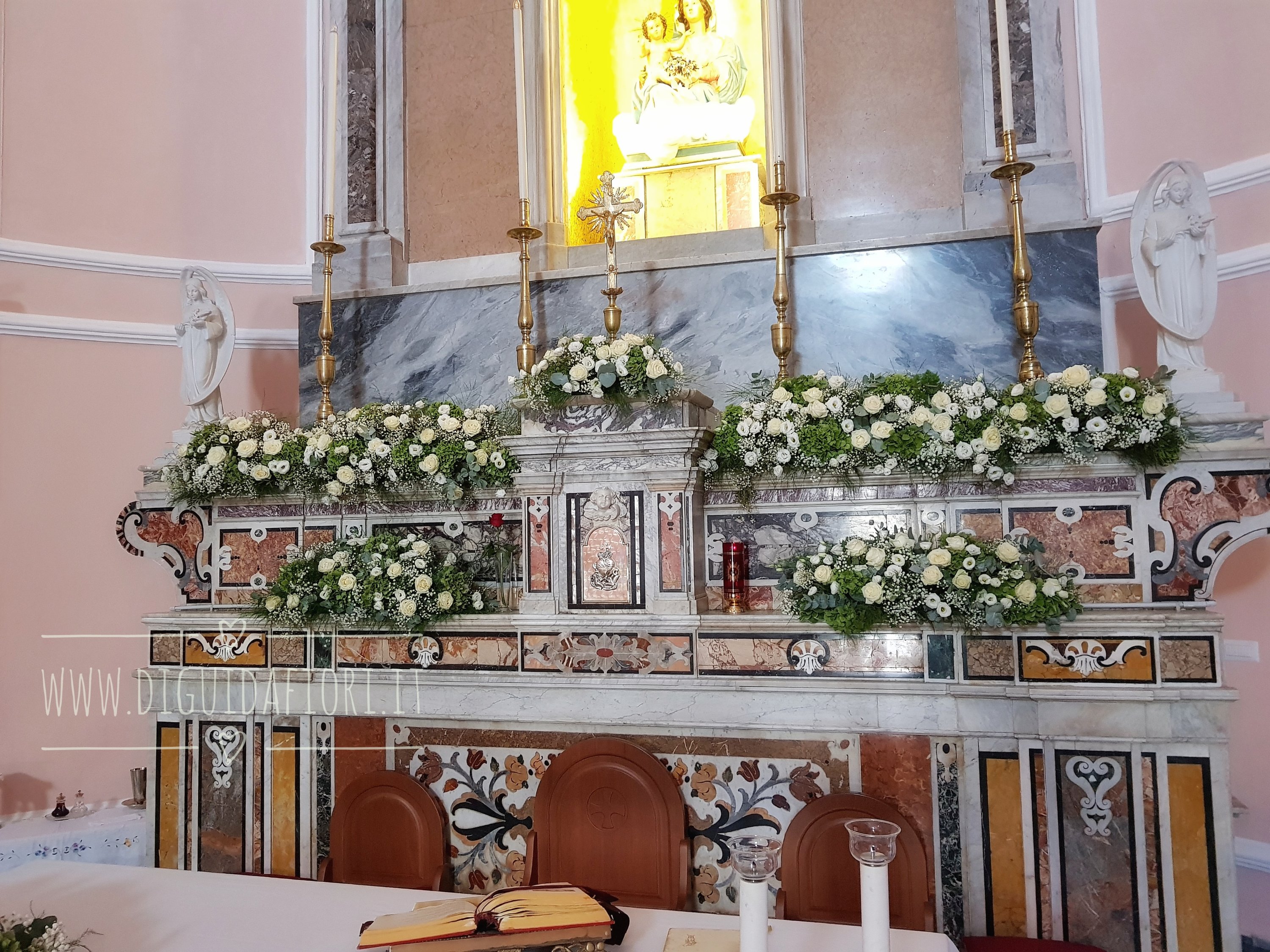 Composizioni Floreali Per Matrimonio Parrocchia Santa Maria A Quarto Fiorista Roberto Di Guida