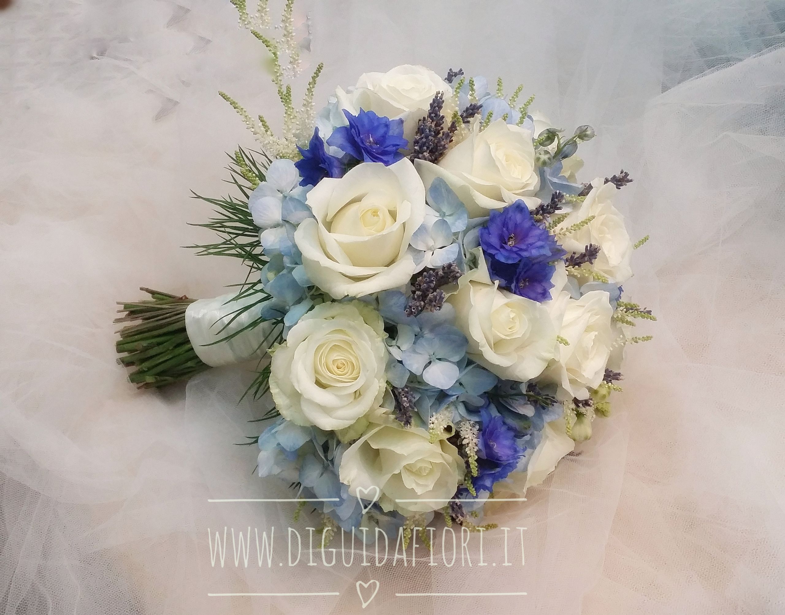 Bouquet da sposa azzurro e blu