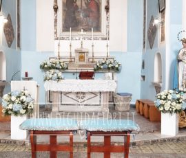 Addobbo floreale per matrimonio – Chiesa Santa Maria delle Grazie e San Sossio Martire Addobbo floreale per matrimonio – Chiesa Santa Maria delle Grazie e San Sossio Martire