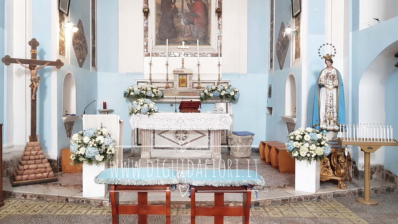 Addobbo floreale per matrimonio – Chiesa Santa Maria delle Grazie e San Sossio Martire