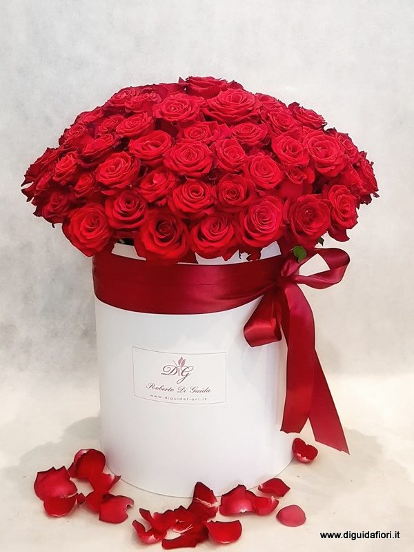 100 rose rosse in scatola  cilindrica - Fiorista  Roberto Di Guida