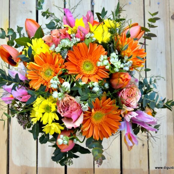 Mixed seasonal flowers Fiorista Roberto Di Guida